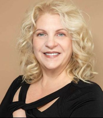 Portrait of Charlet Wenzel, RE ASSOCIATE BROKER.