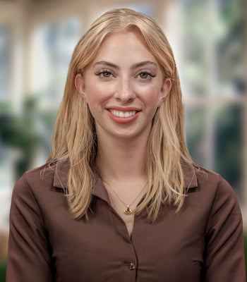 Portrait of Kirsten Borchert, Licensed Real Estate Salesperson.