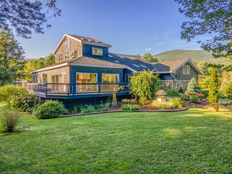 Charming cottage home in Kerhonkson, NY