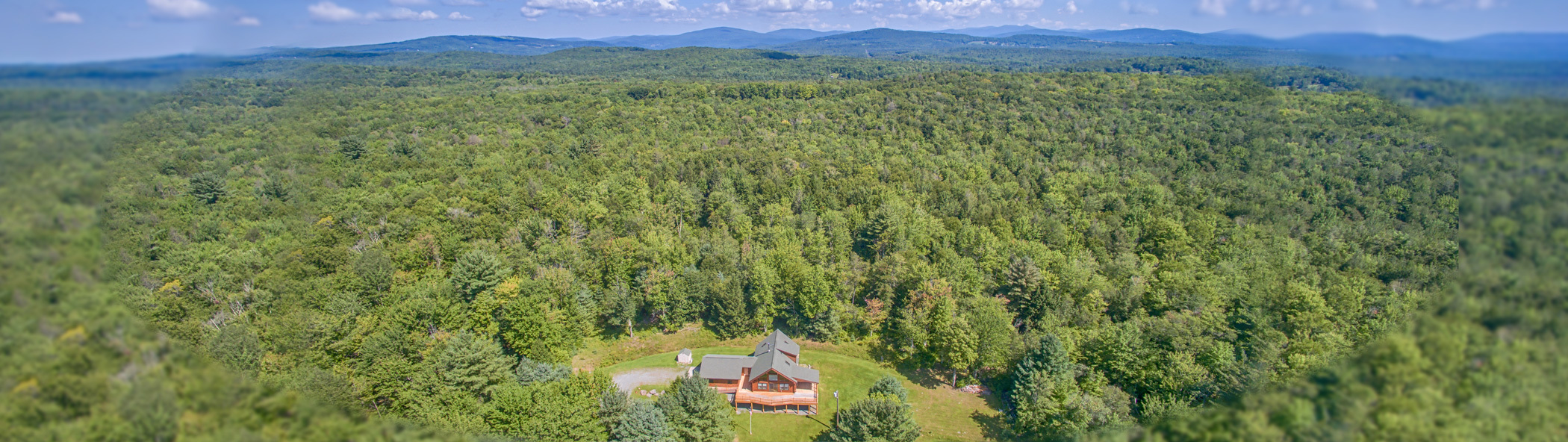 Hudson Valley Log Homes and Log Cabins For Sale